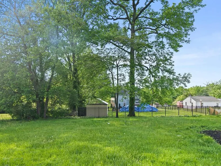 3114 Philadelphia Rd — Photo 2