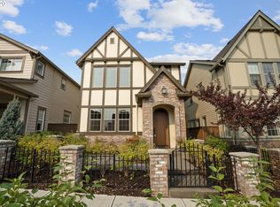 28531 SW Dundee Ln, Wilsonville, OR
