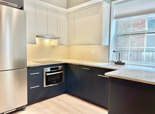 24 S 18th St #202, Philadelphia, PA 19103