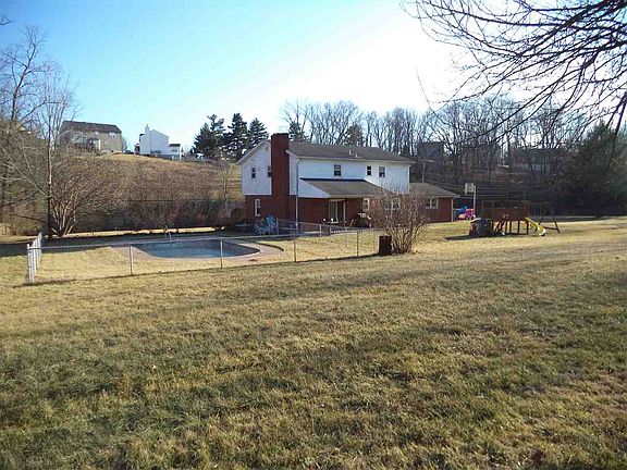 4th image of 754 Sunnybrook Dr