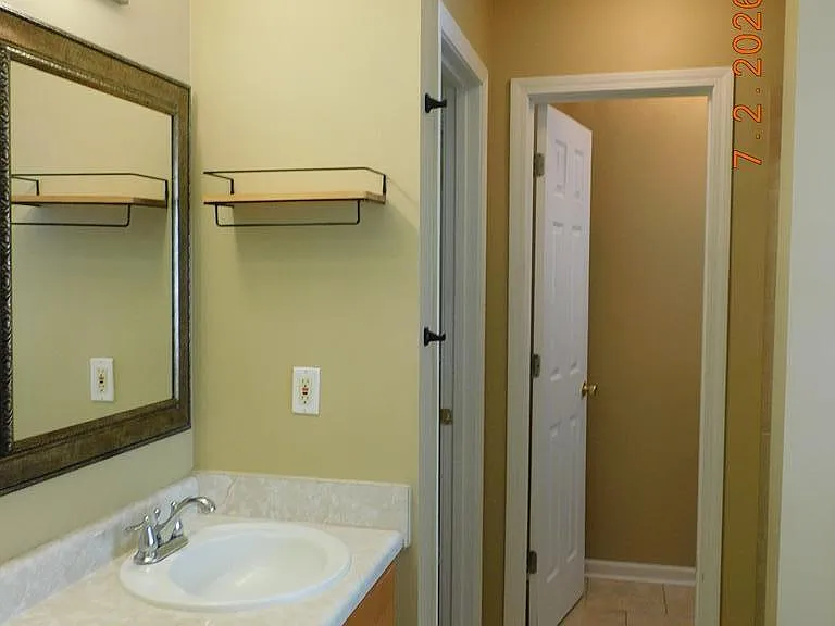 203 Margeson Dr — Photo 9