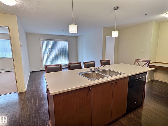 5th image of 508 Albany Way NW #106