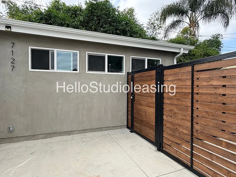 Kengard Ave — Photo 14