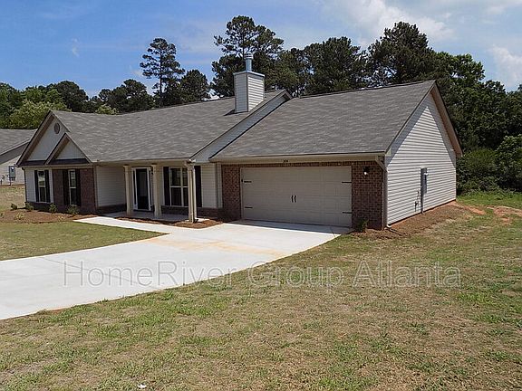 2nd image of 2104 Willow Park Dr