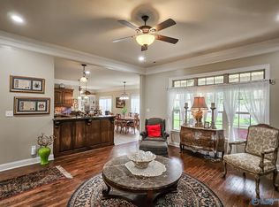 22867 Pin Oak Dr, Athens, AL 35613