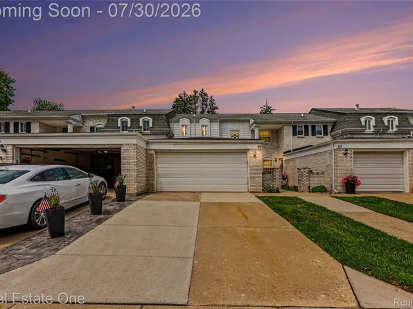 99 Manor Way, Rochester, MI 48309