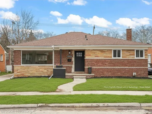 23510 Wildwood St, Oak Park, MI 48237