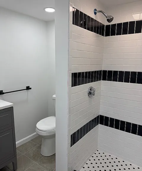 49 W Central St #1 — Photo 10