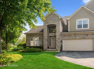 716 Fieldstone Ct, Inverness, IL 60010