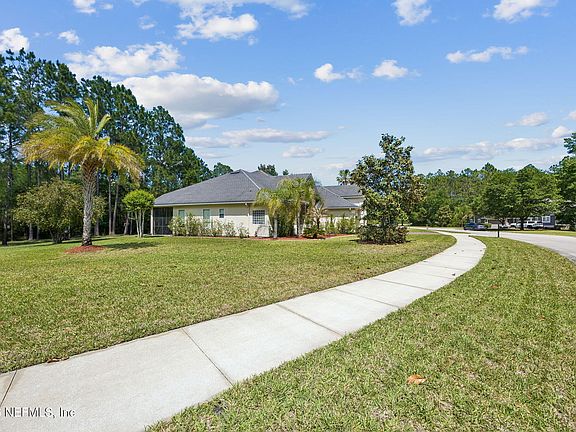 2nd image of 412 SIERRA VISTA Court