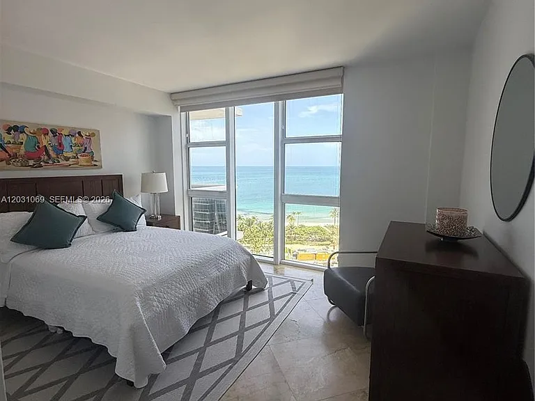 10275 Collins Ave #1221 — Photo 4