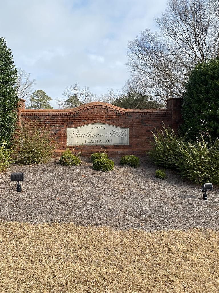 1 Crabapple Dr