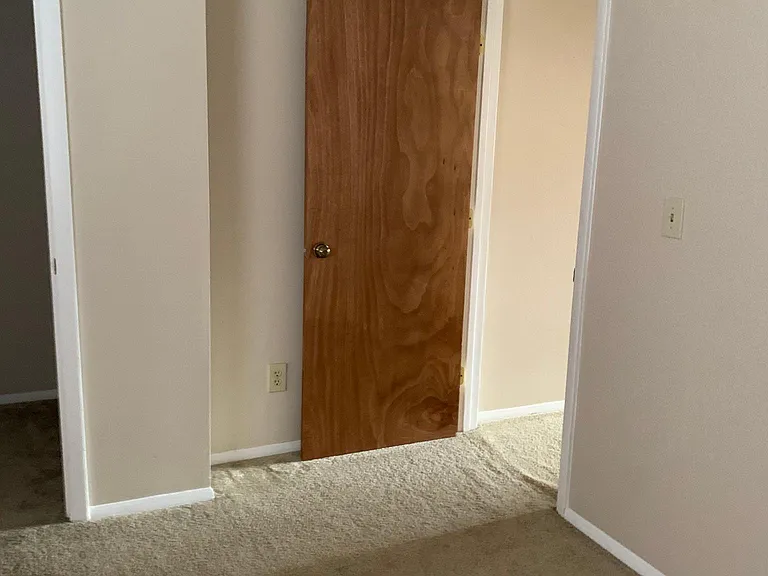 6074 Norwell Dr — Photo 20