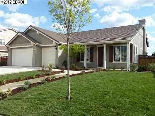 176 Coral Bell Way photo 1