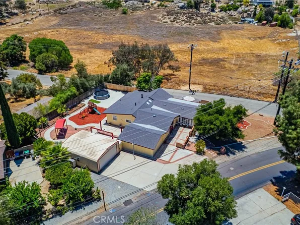 41257 Crest Dr, Hemet, CA 92544