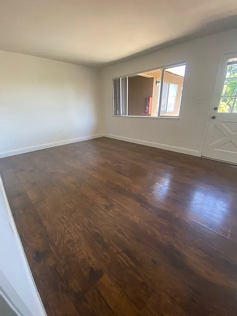 1601 Ontario Dr — Photo 4