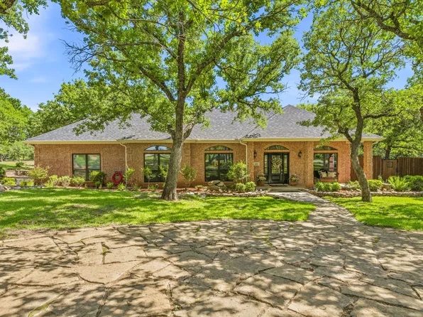 428 Timber Ridge Dr, Graham, TX 76450