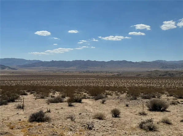 2849 Delaware Ave, Joshua Tree, CA 92252