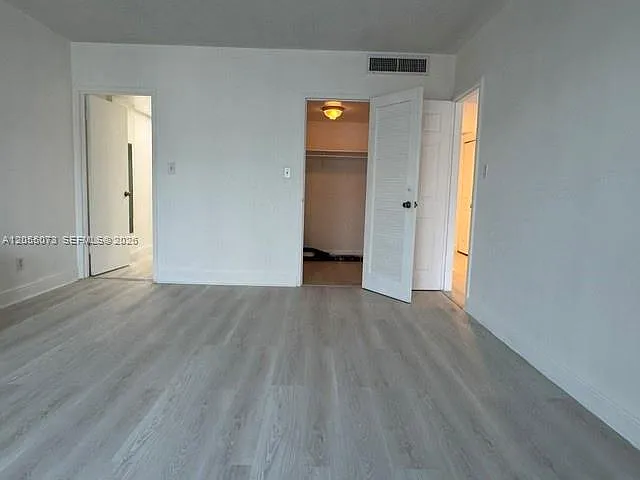 5401 Collins Ave #513 — Photo 26