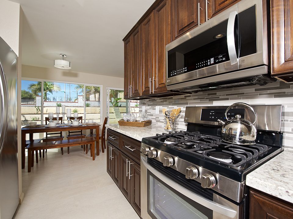 2nd image of 7004 Ladrillo St