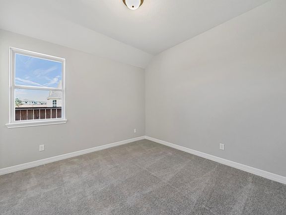 5th image of 11914 Citta Bella Ct
