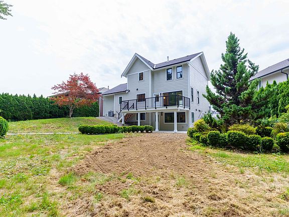 3rd image of 8336 Miller Cres