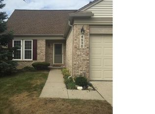4530 Hunters Cir W #42, Canton, MI 48188