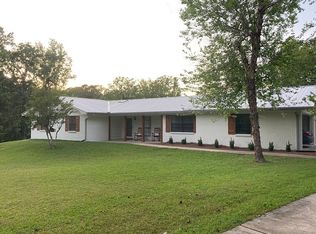 8380 Oak Ridge Pl, Meridian, MS 39305