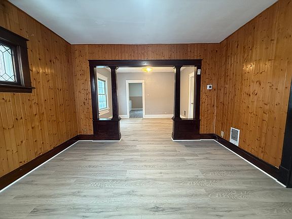 5th image of 1436 Fort Ave #1