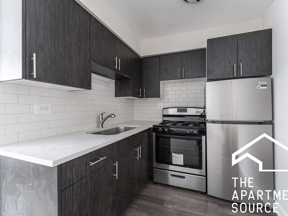 1st image of 6013 N Winthrop Ave #207