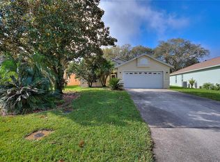 956 Old Cutler Rd, Lake Wales, FL 33898