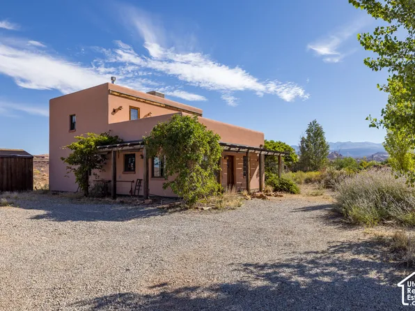 1611 S Kalina Hts, Moab, UT 84532
