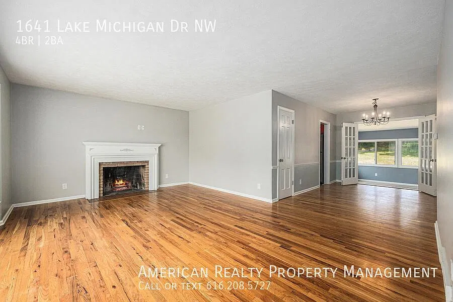 4 bed, 1119 sqft, $2,300 — Photo 3