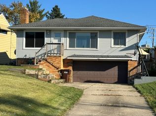 6587 Roycroft Dr, Parma, OH 44129