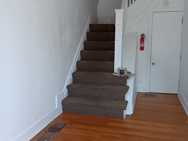 5439 Jackson St #2 — Photo 4