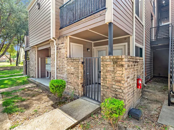 9829 Walnut St APT O114, Dallas, TX 75243