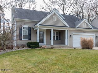 6185 Pheasant Ln, Kalamazoo, MI 49009