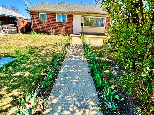 3556 Fairfax St, Denver, CO 80207