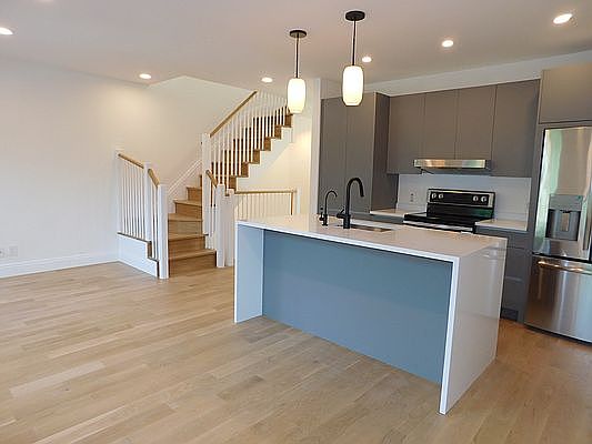 1st image of 223 Washington Ave #2