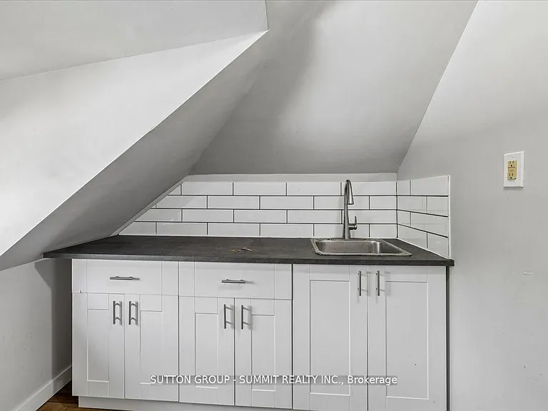 155 1/2 Lake St #MAIN — Photo 7
