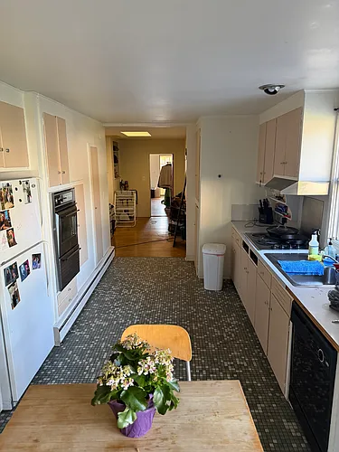 20 Chapin St #1 Photo 1