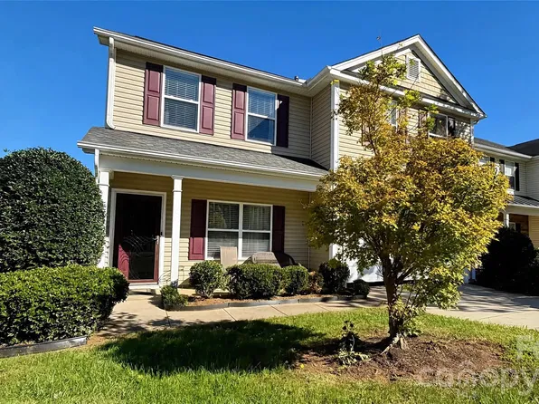 8428 Glaze Ct, Charlotte, NC 28269