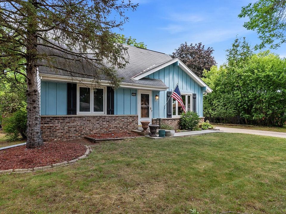 1st image of 10404 W Darnel AVENUE