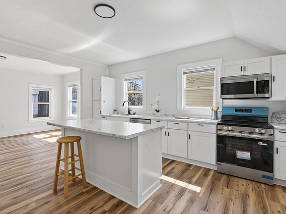 3rd image of 26 Vernon Street