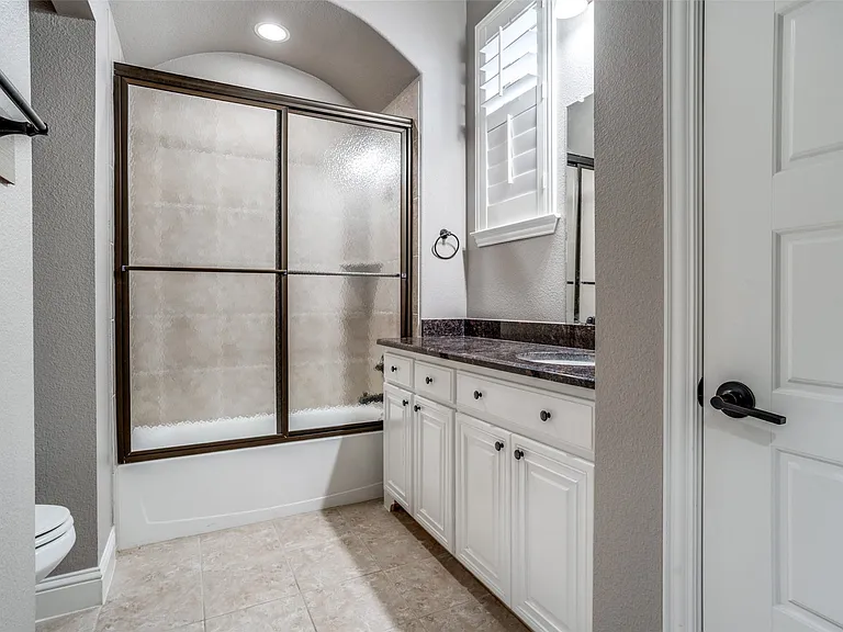 1071 Jennala Dr — Photo 24