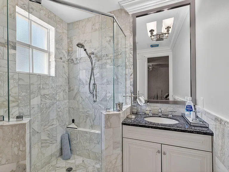 4332 Seagrape Dr #4 — Photo 24