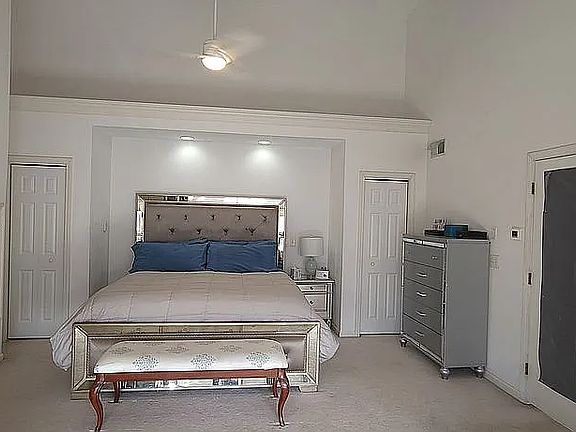 5th image of 307 Captain Eames Cir #307