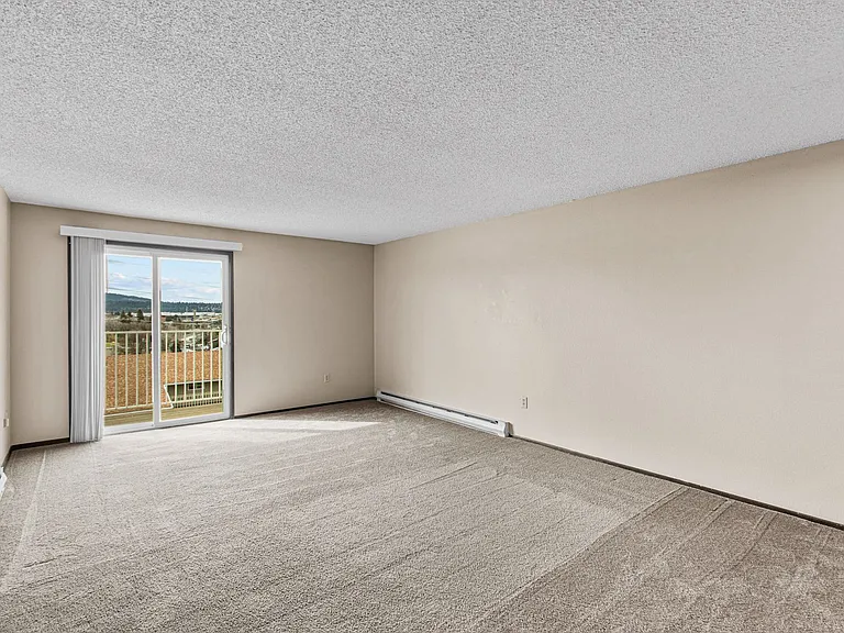 Cedar Green Apartments — Photo 43