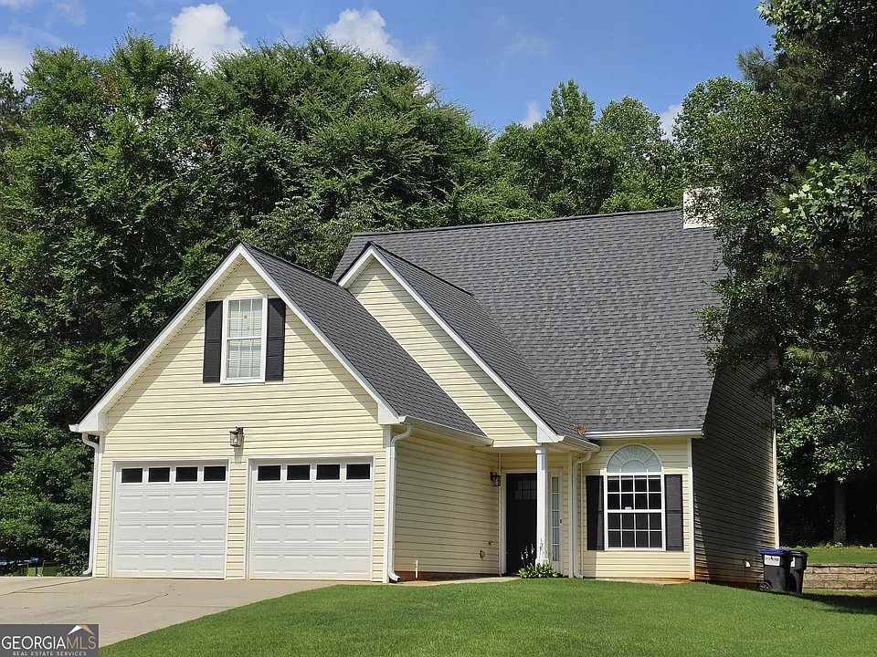 241 Hamilton Dr