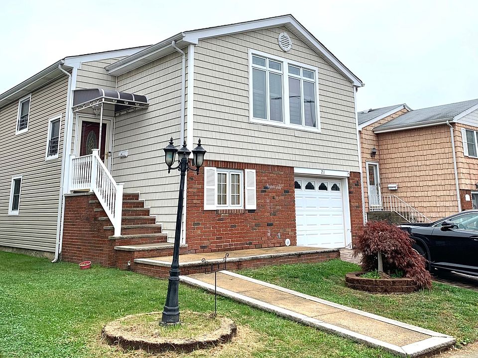 1st image of 21 Dierauf St